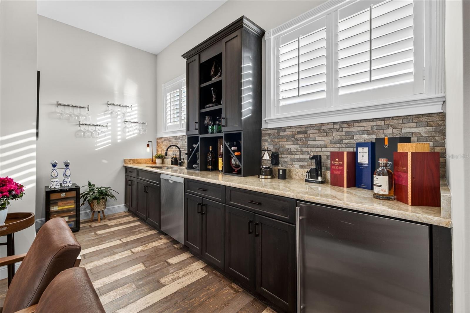 ASBURY PARK VILLAS & TWNHS - Residential