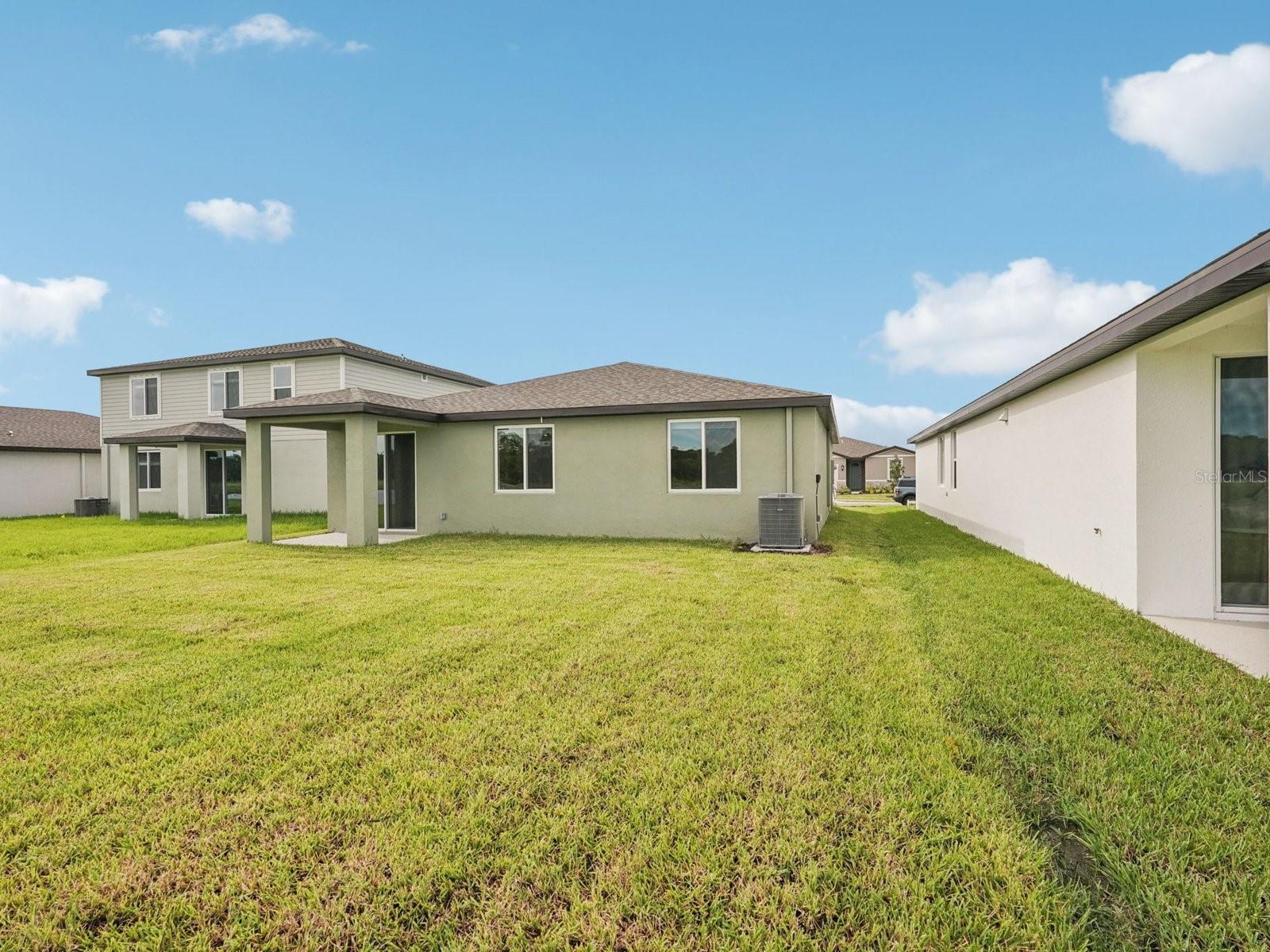 MAGNOLIA BAY - Residential