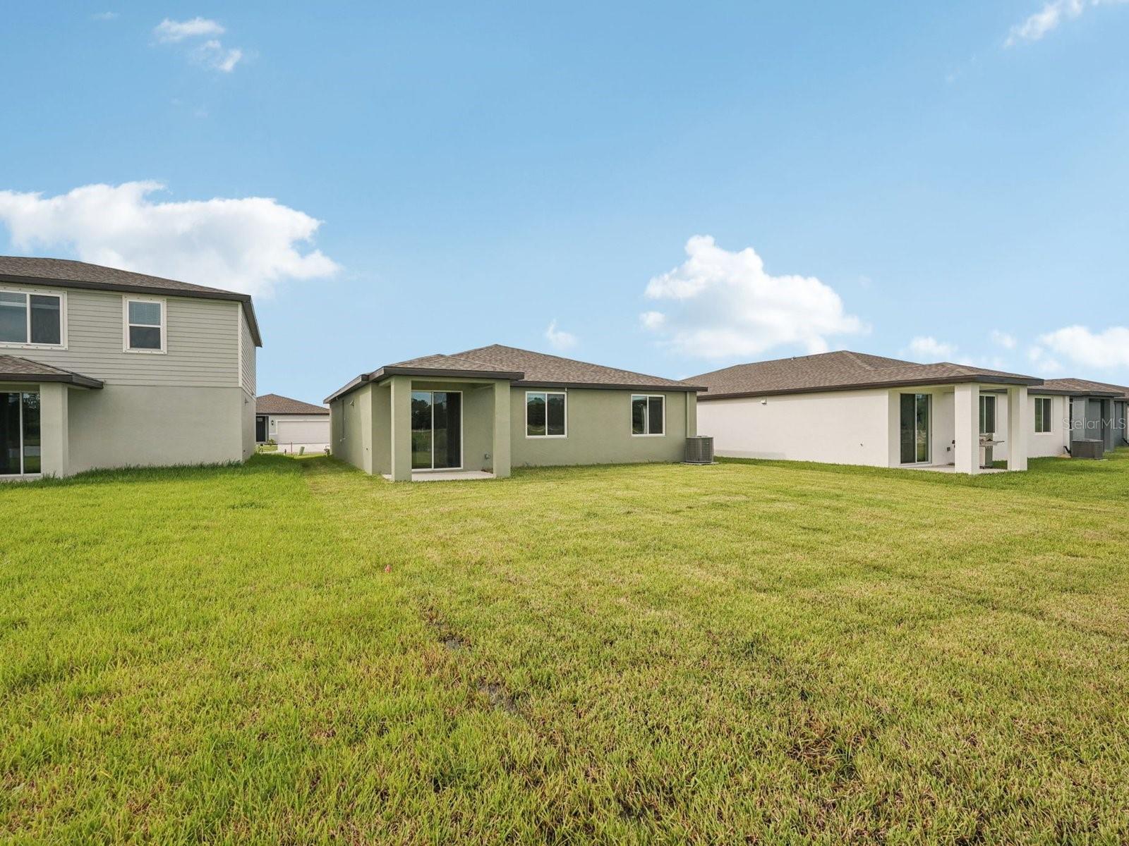 MAGNOLIA BAY - Residential