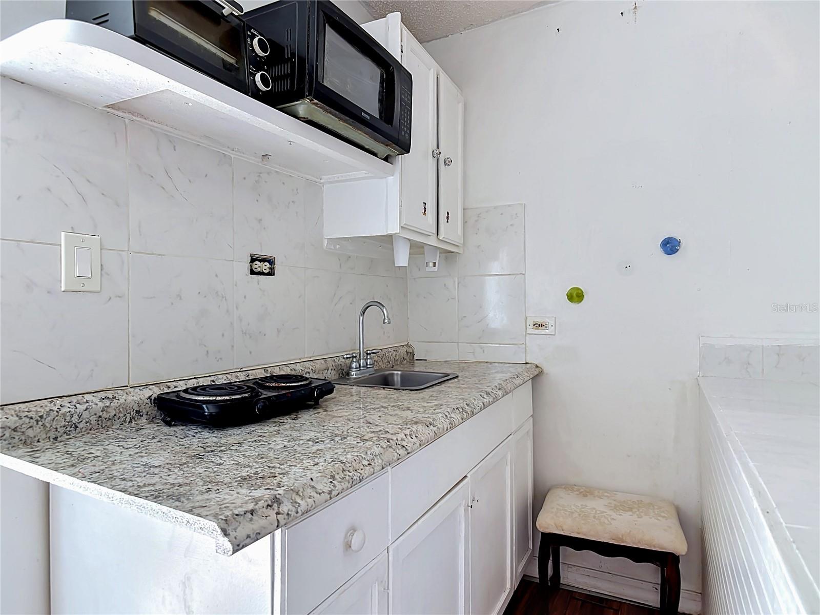 DELTONA LAKES UNIT 05 - Residential