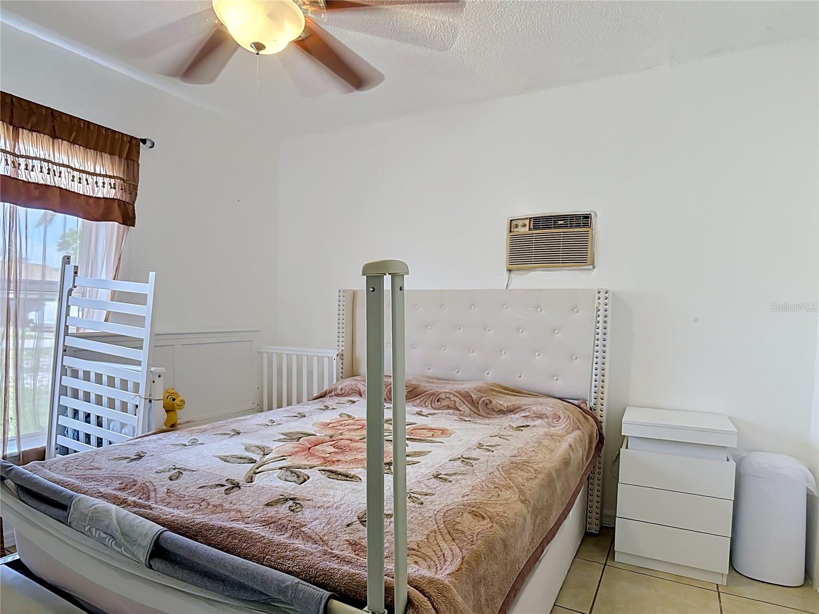 DELTONA LAKES UNIT 05 - Residential