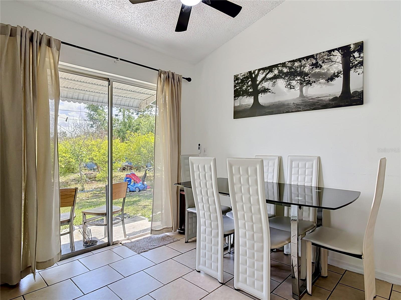 DELTONA LAKES UNIT 05 - Residential