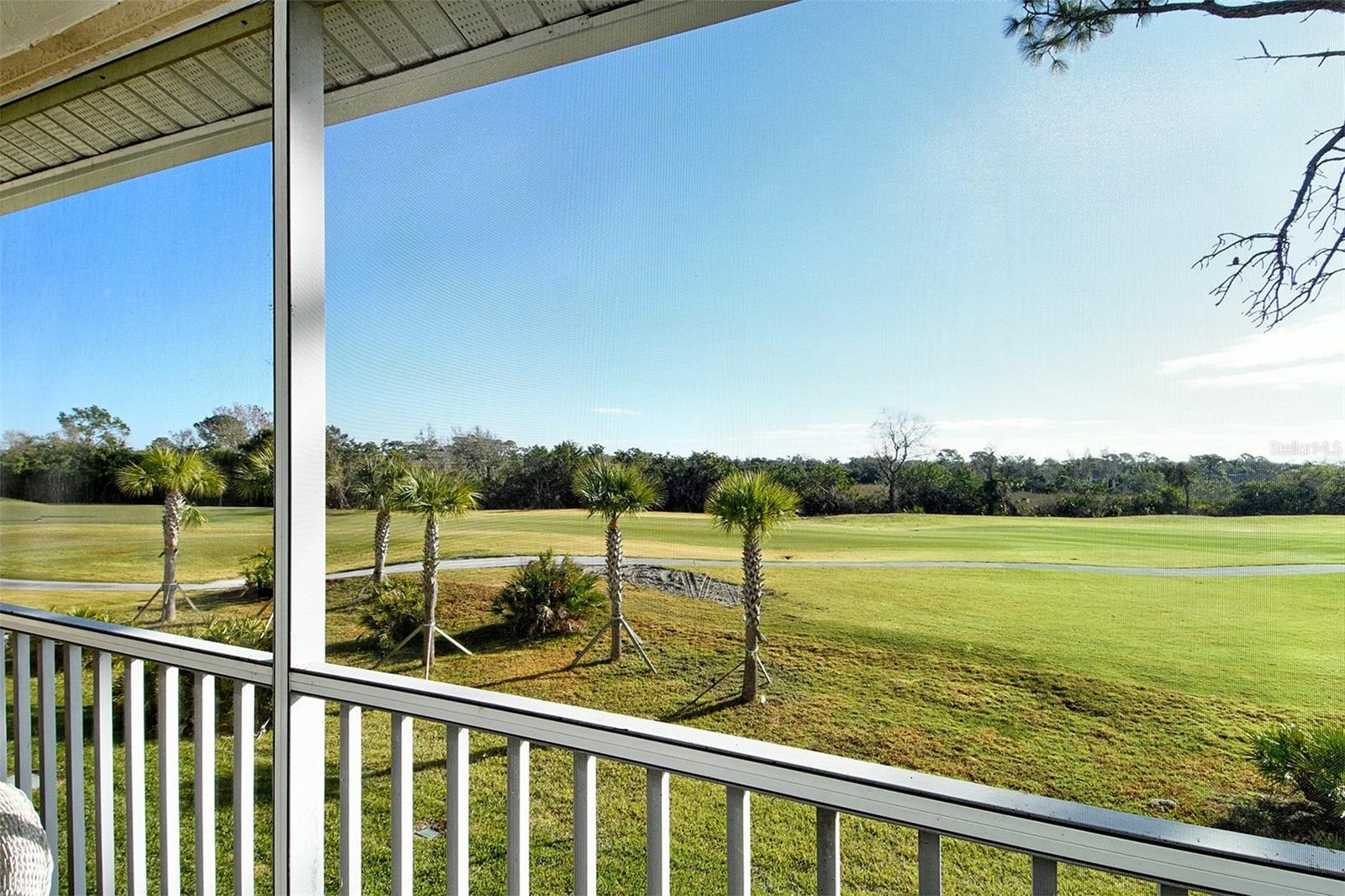 HERITAGE OAKS GOLF & COUNTRY CLUB - Residential