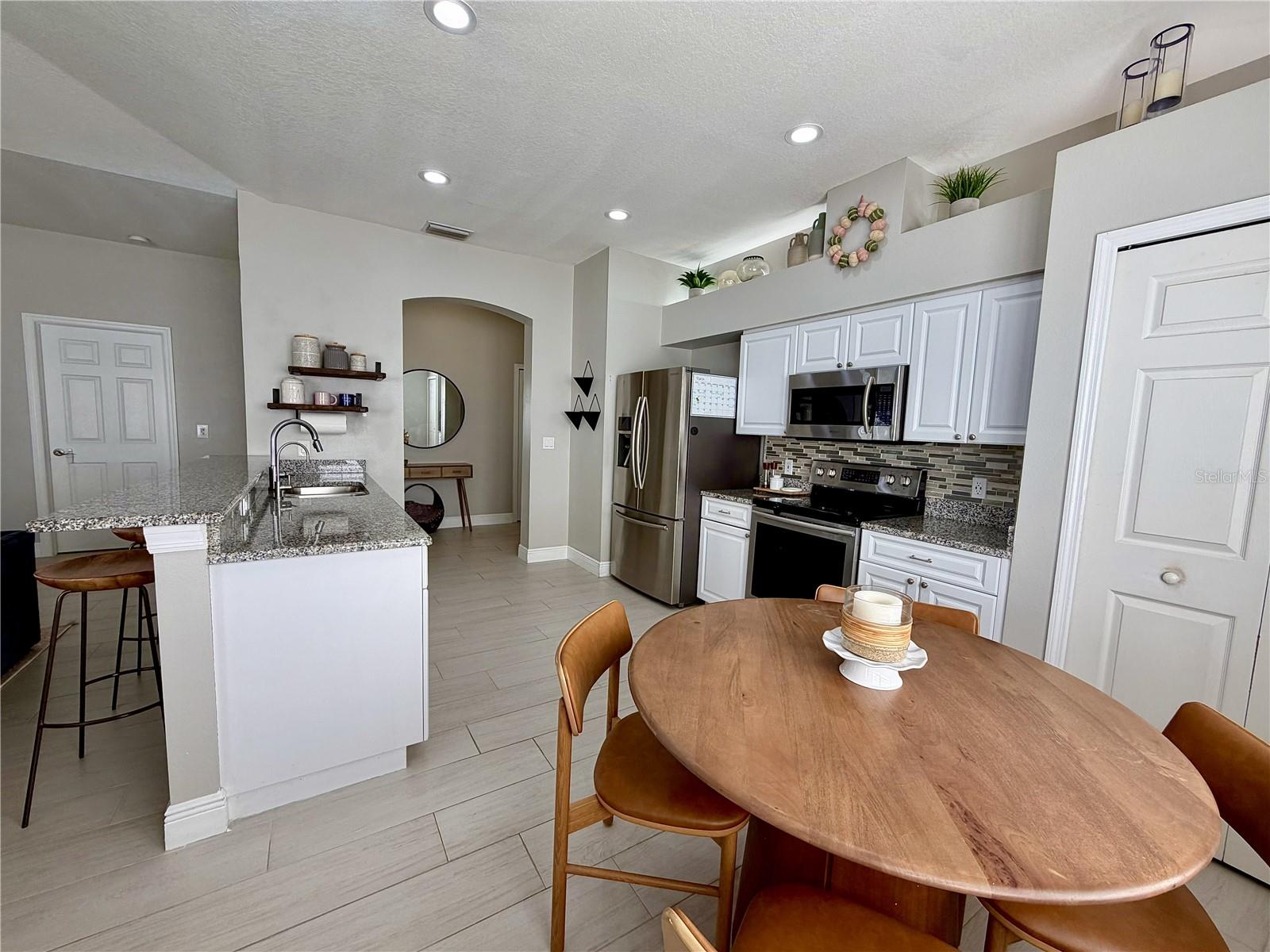 EASTLAKE OAKS PH 4 - Residential