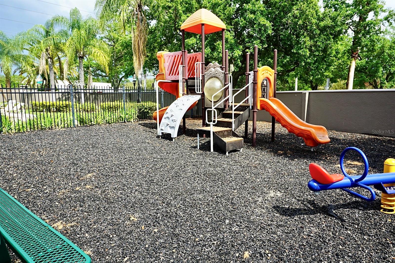 EASTLAKE OAKS PH 4 - Residential