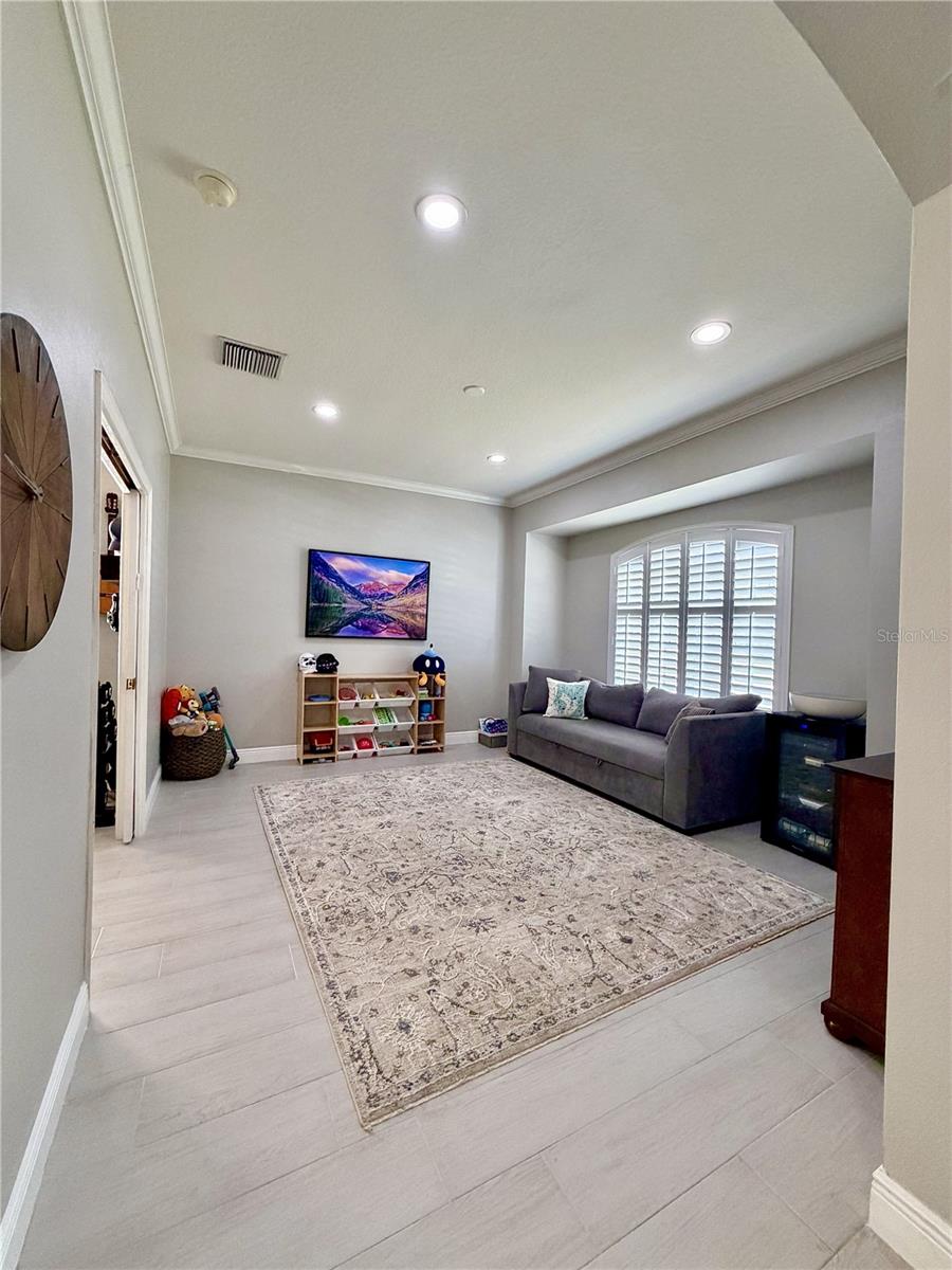 EASTLAKE OAKS PH 4 - Residential