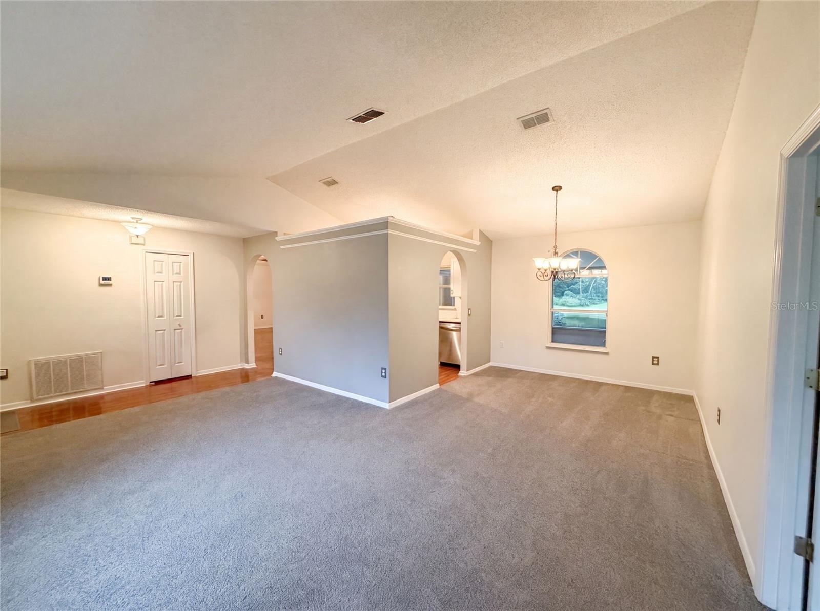 29 VALENCIA CIRCLE