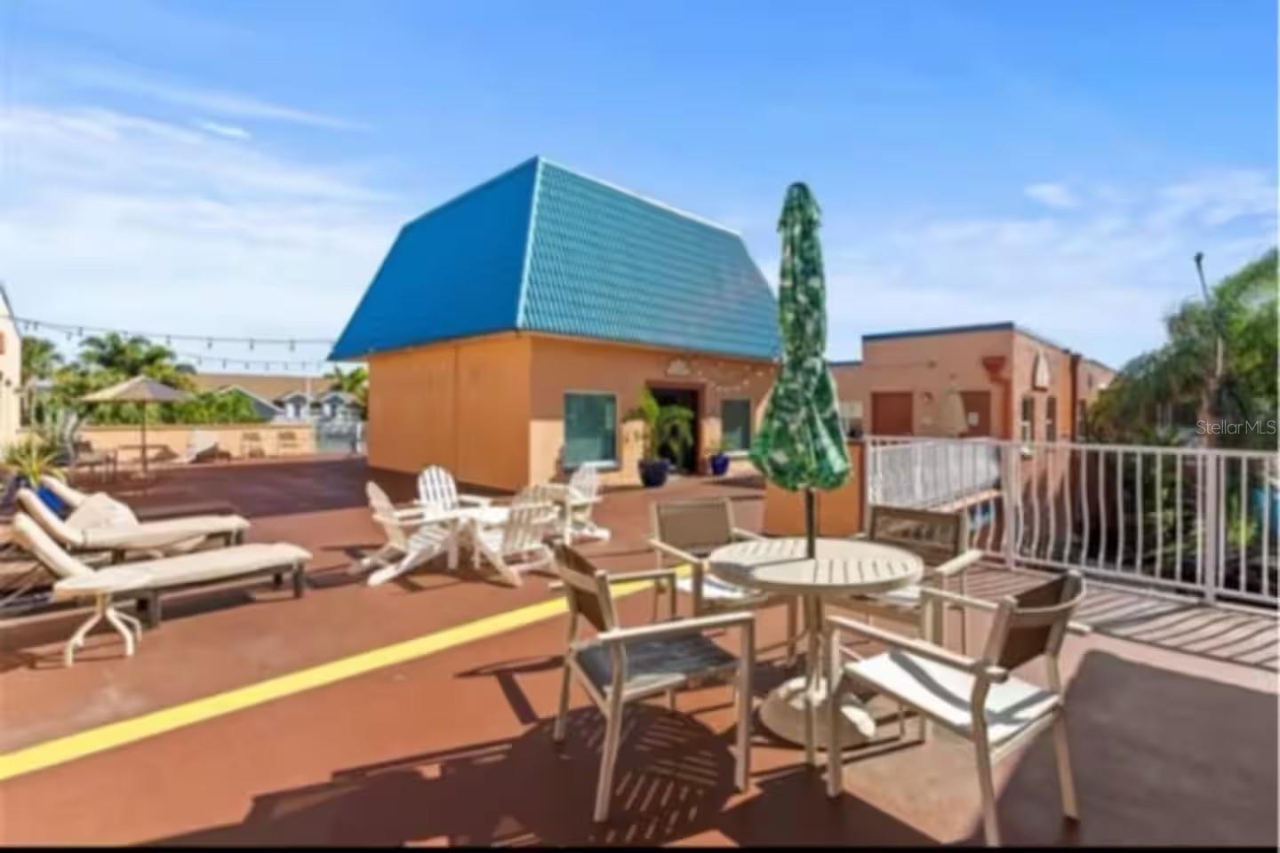 EL MAR CONDO - Residential