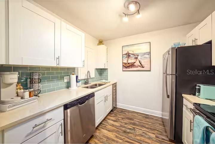 EL MAR CONDO - Residential