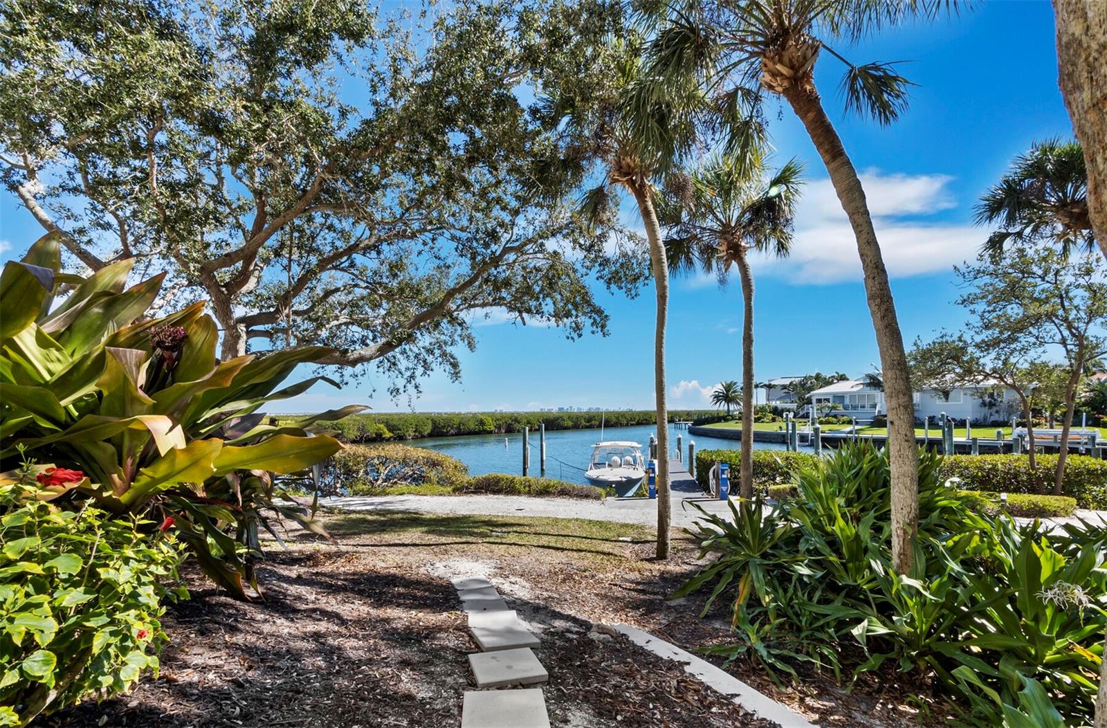 FAIRWAY BAY 1 - Residential