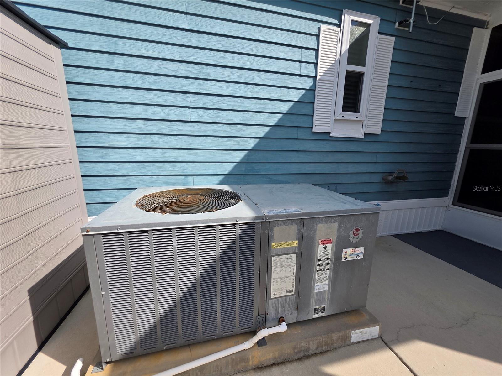 OAK GROVE - Residential