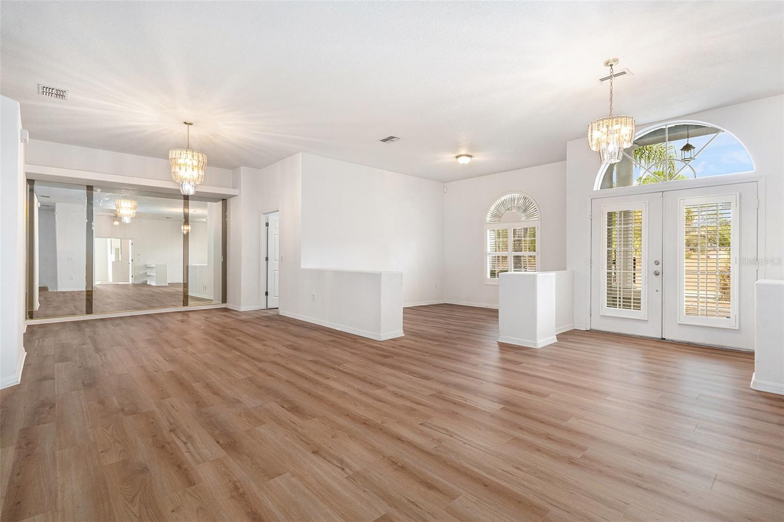 ROYAL HIGHLANDS UNIT 9 - Residential