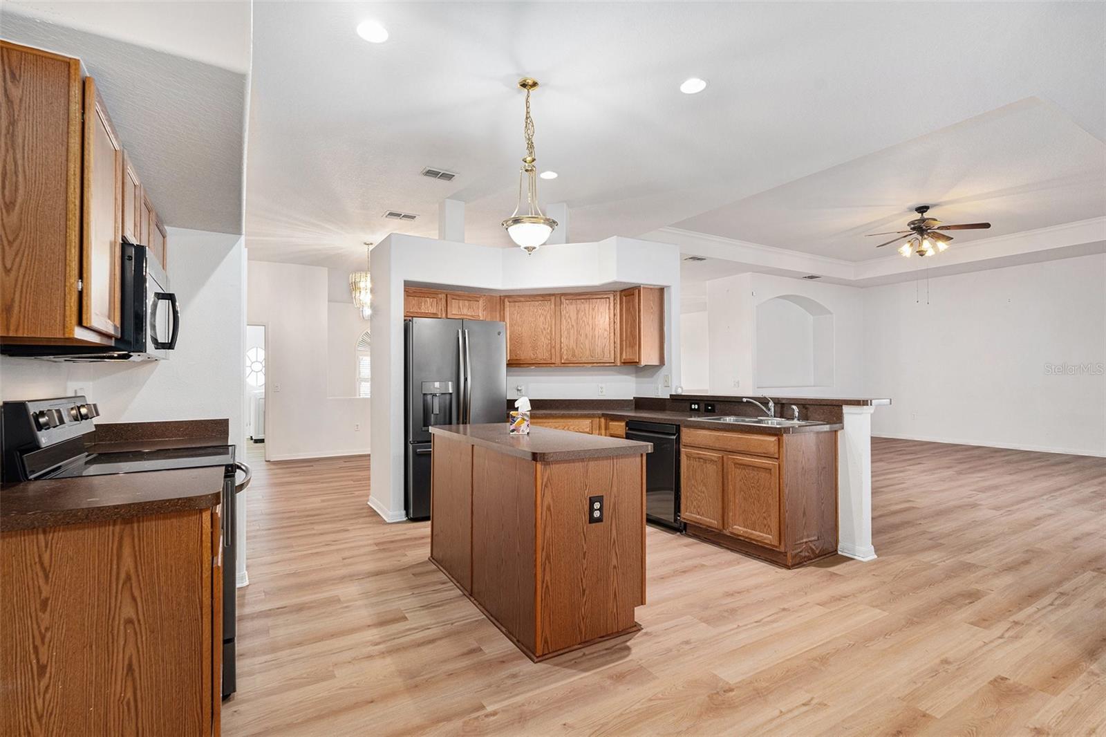 ROYAL HIGHLANDS UNIT 9 - Residential