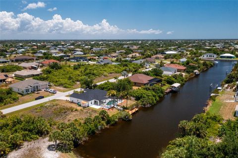 A home in PORT CHARLOTTE