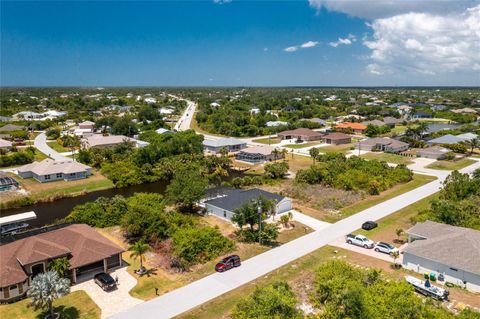 A home in PORT CHARLOTTE