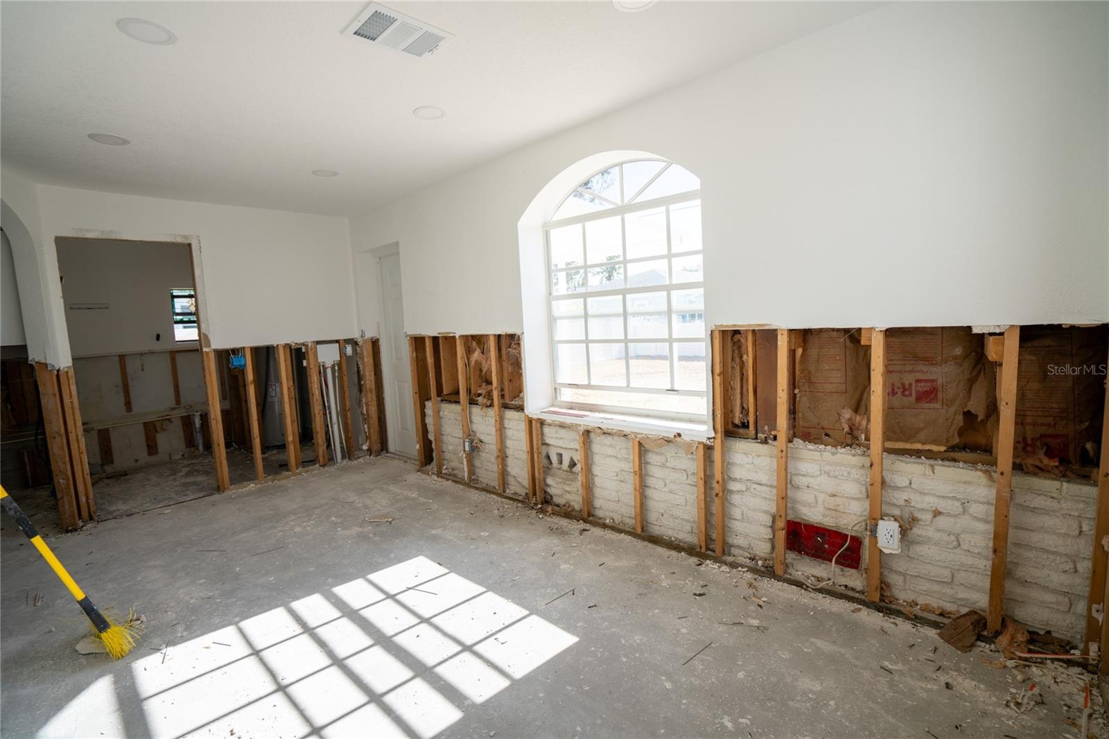 ST PETERSBURG BEACH NORTH UNIT 2 - Residential