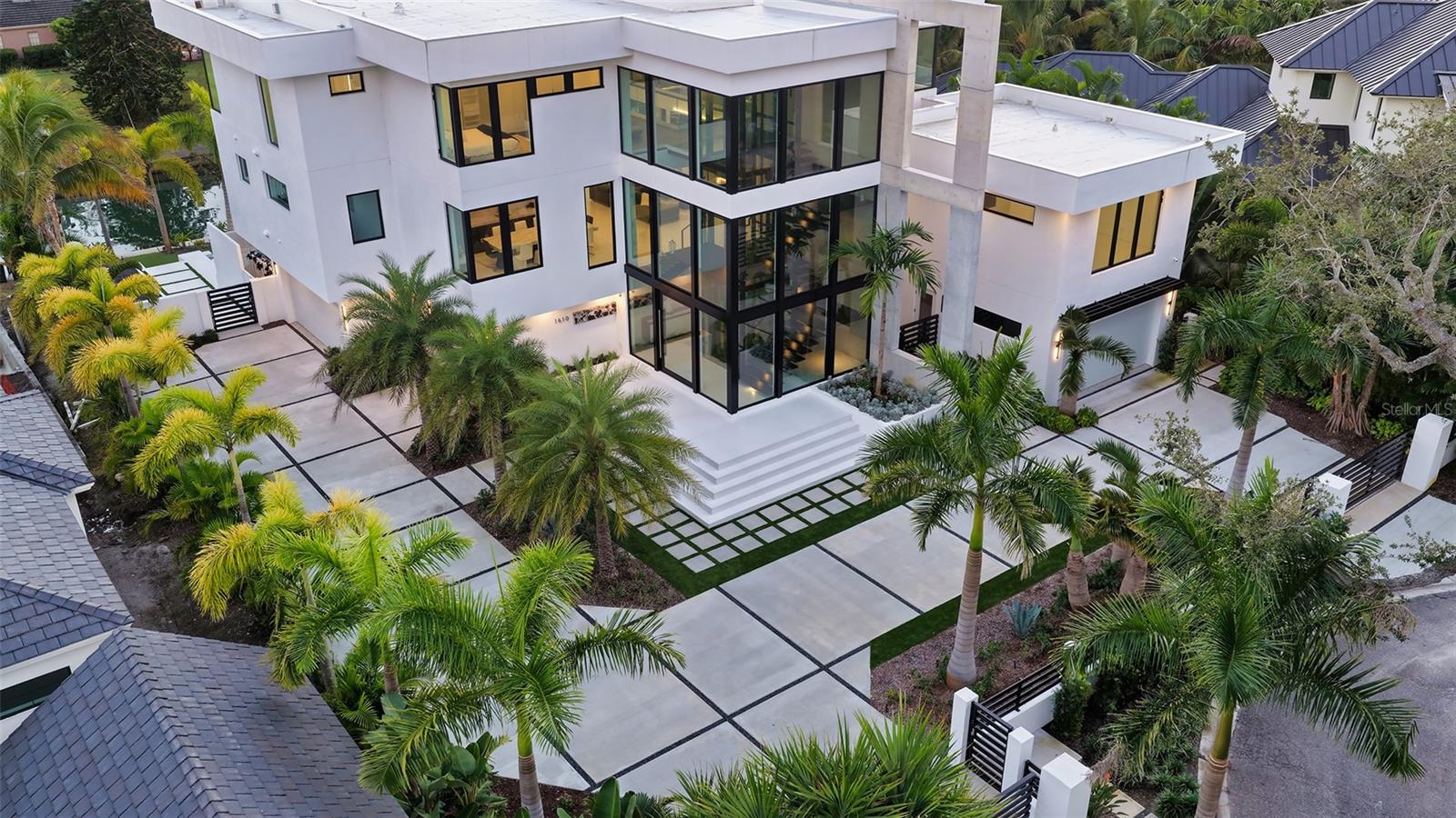 CHEROKEE LODGE - Residential