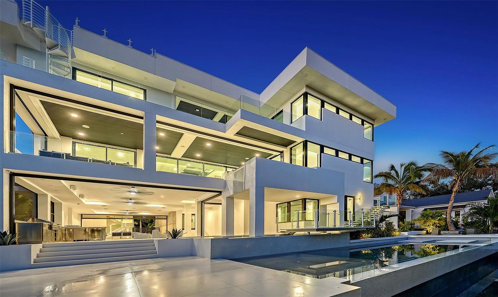 CHEROKEE LODGE - Residential