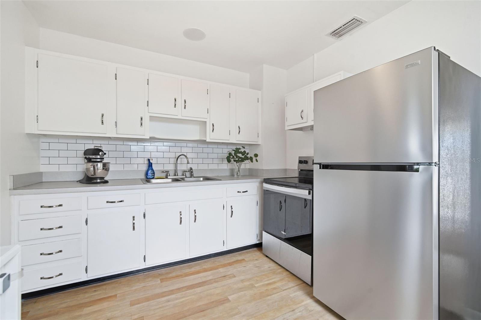 GANDY BLVD PARK 2ND ADD - Residential