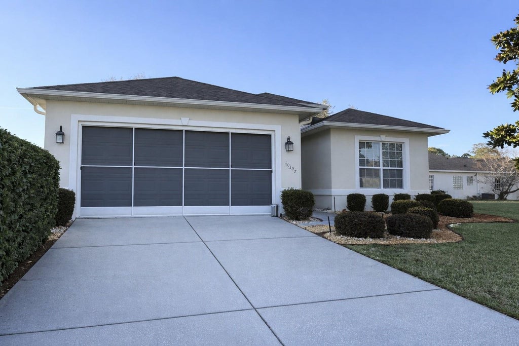 Photo of 10127 Tria Drive, Weeki Wachee, FL 34613 (MLS # W7889887)