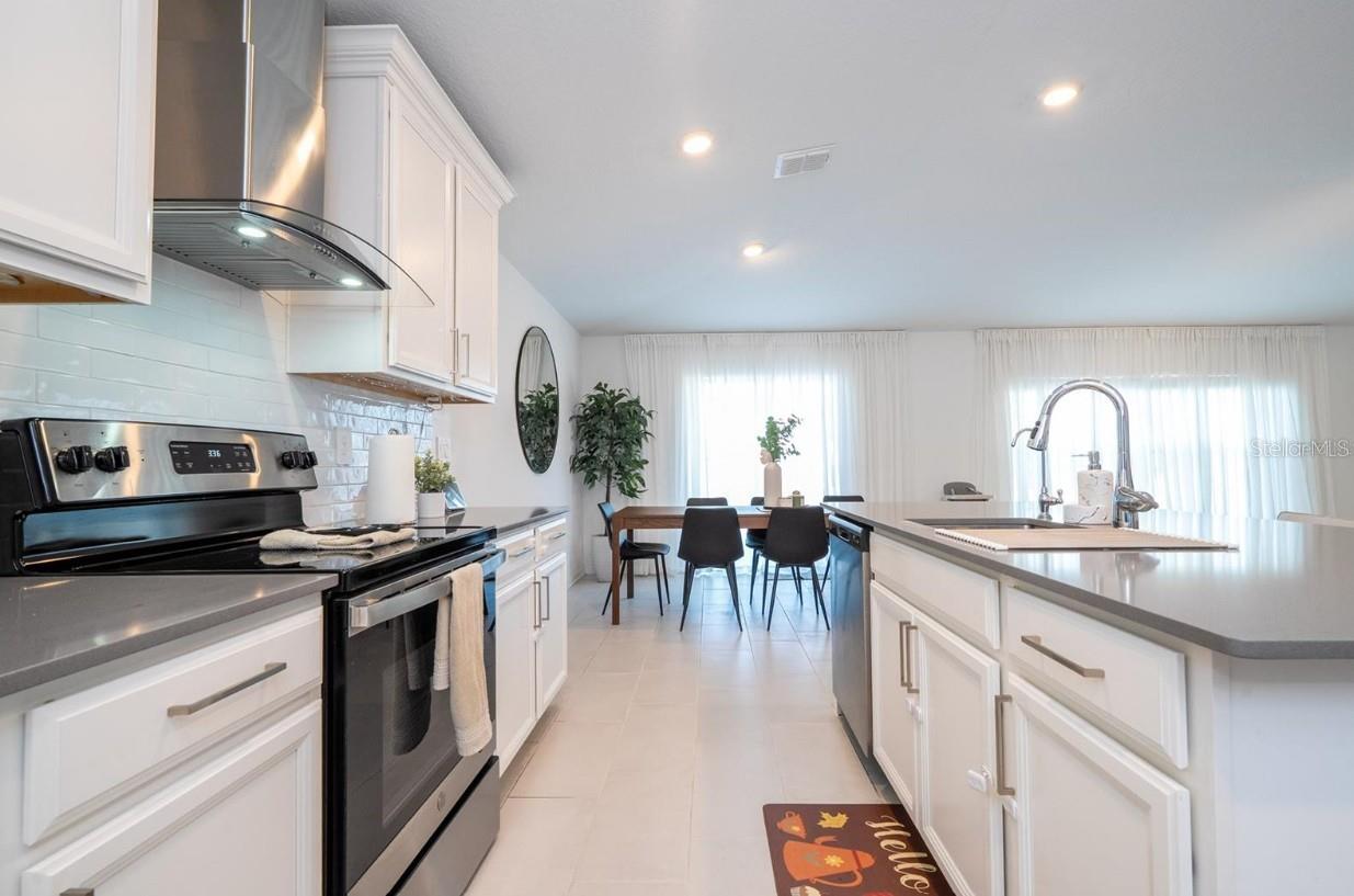 OLD HICKORY 50S - Residential Lease