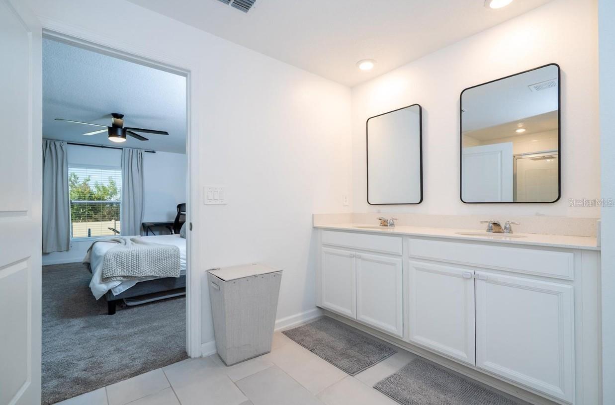 OLD HICKORY 50S - Residential Lease