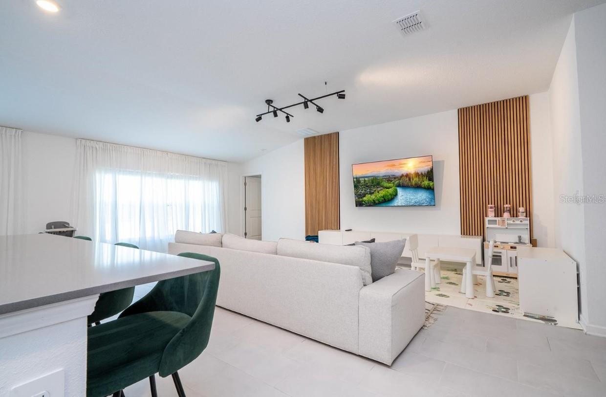 OLD HICKORY 50S - Residential Lease