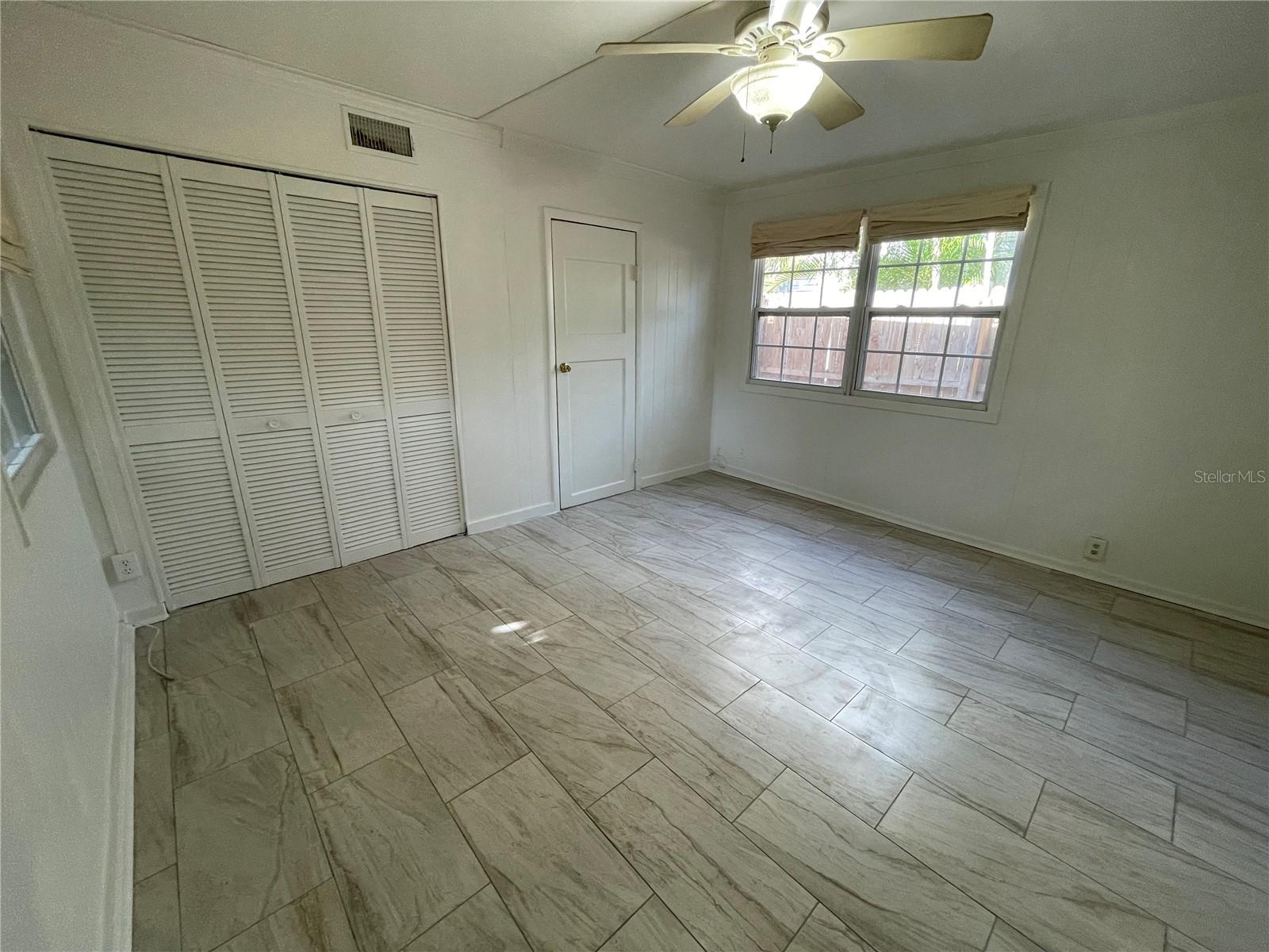 HOYTS A A SUB - Residential