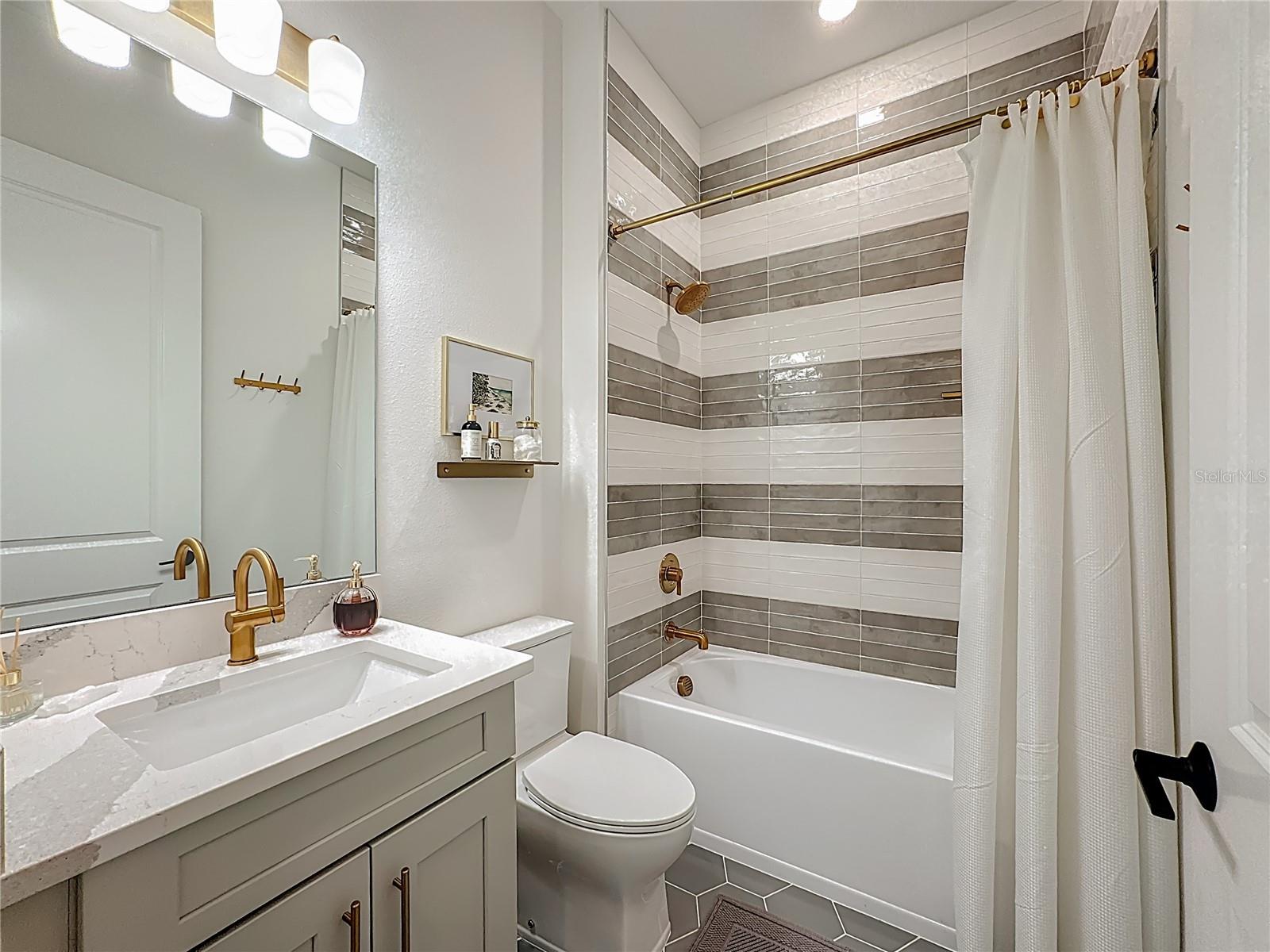 ESPLANADE AT AZARIO LAKEWOOD RANCH - Residential