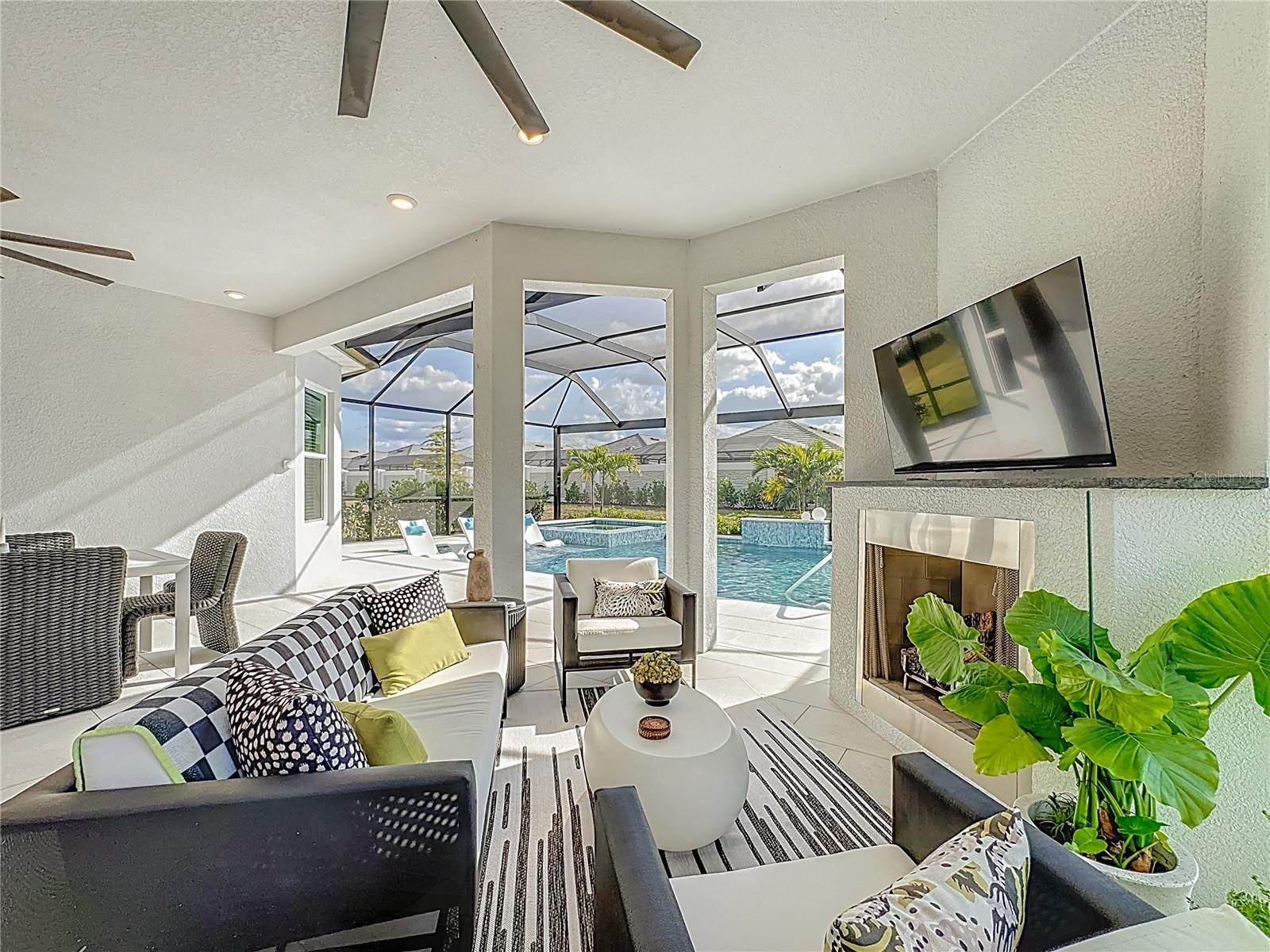 ESPLANADE AT AZARIO LAKEWOOD RANCH - Residential