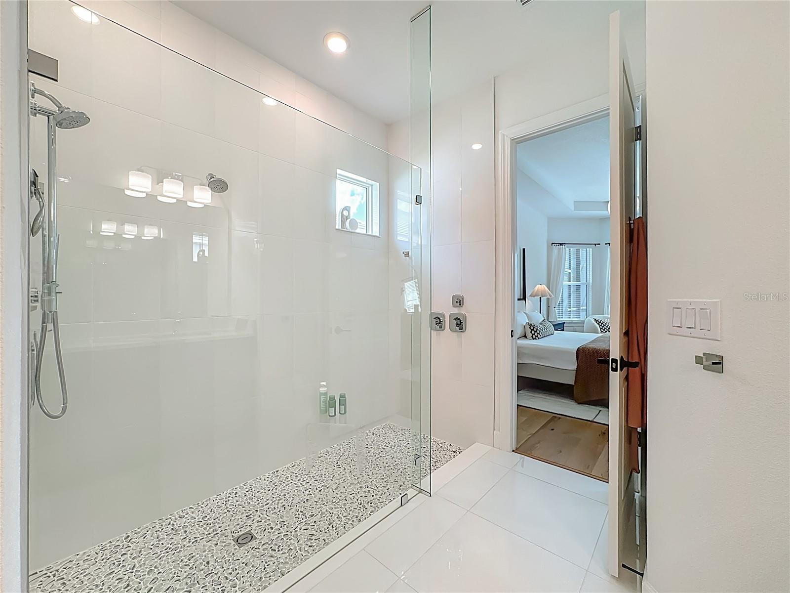 ESPLANADE AT AZARIO LAKEWOOD RANCH - Residential