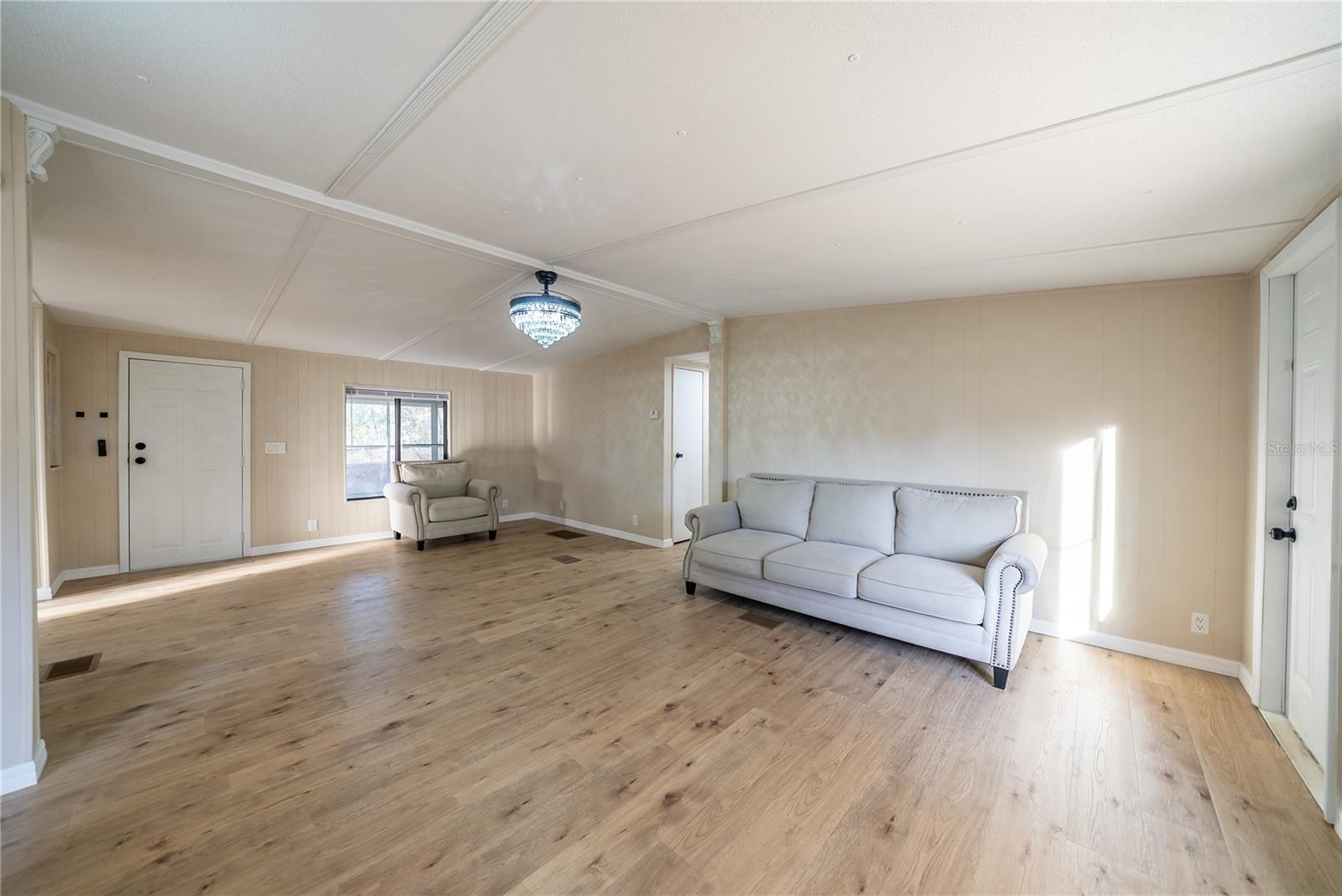 OCALA EAST VILLAS - Residential