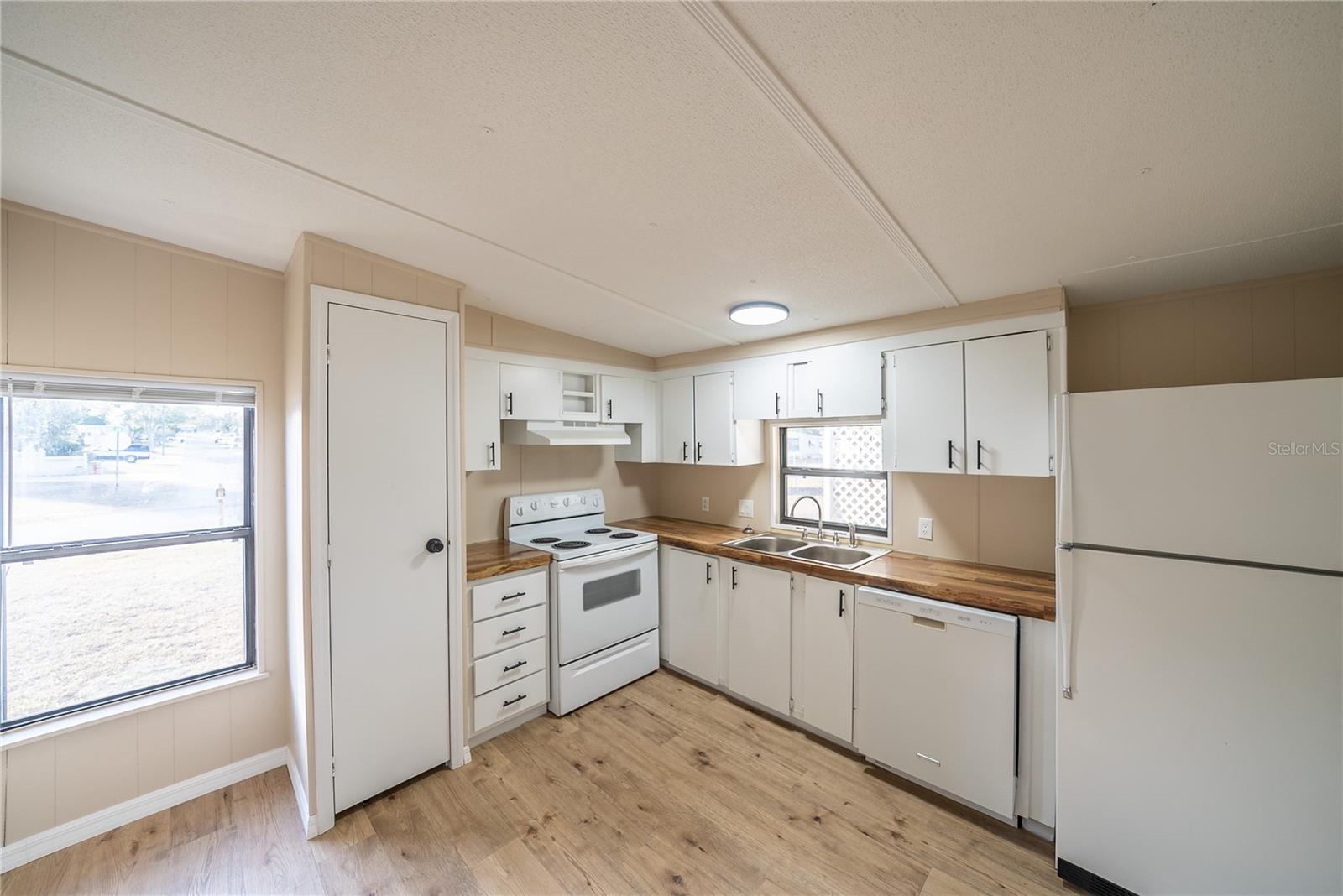 OCALA EAST VILLAS - Residential