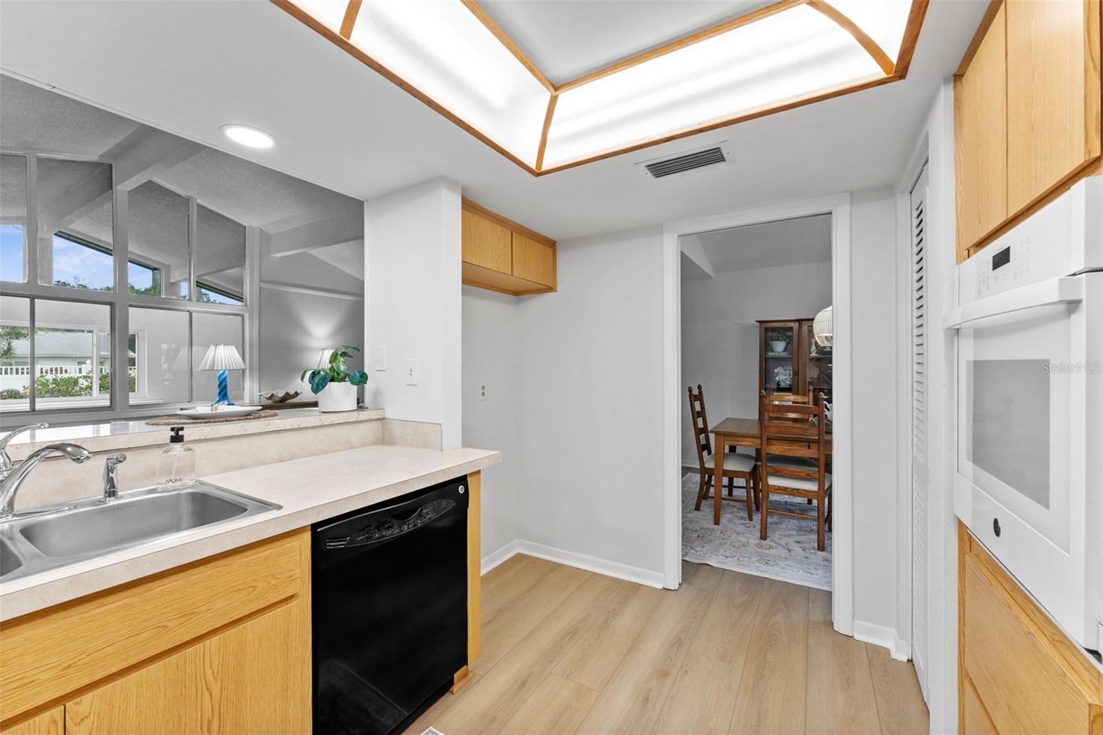 WHISPERING PINES FOREST 4TH ADD - Residential
