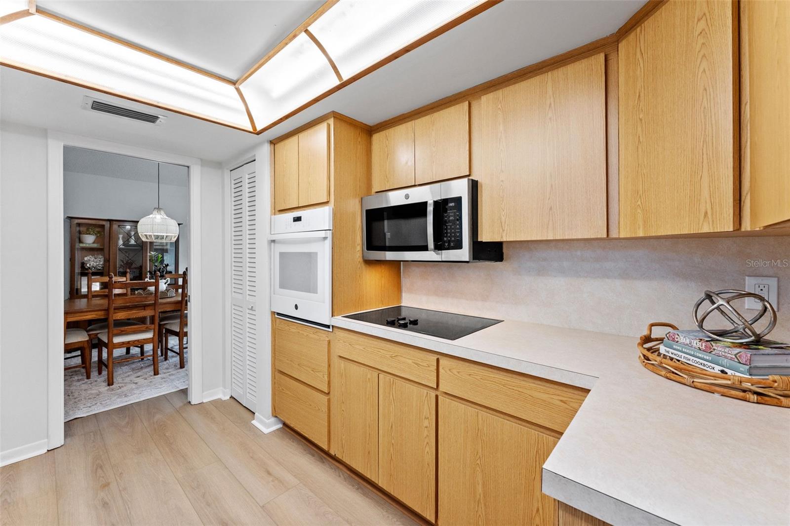 WHISPERING PINES FOREST 4TH ADD - Residential