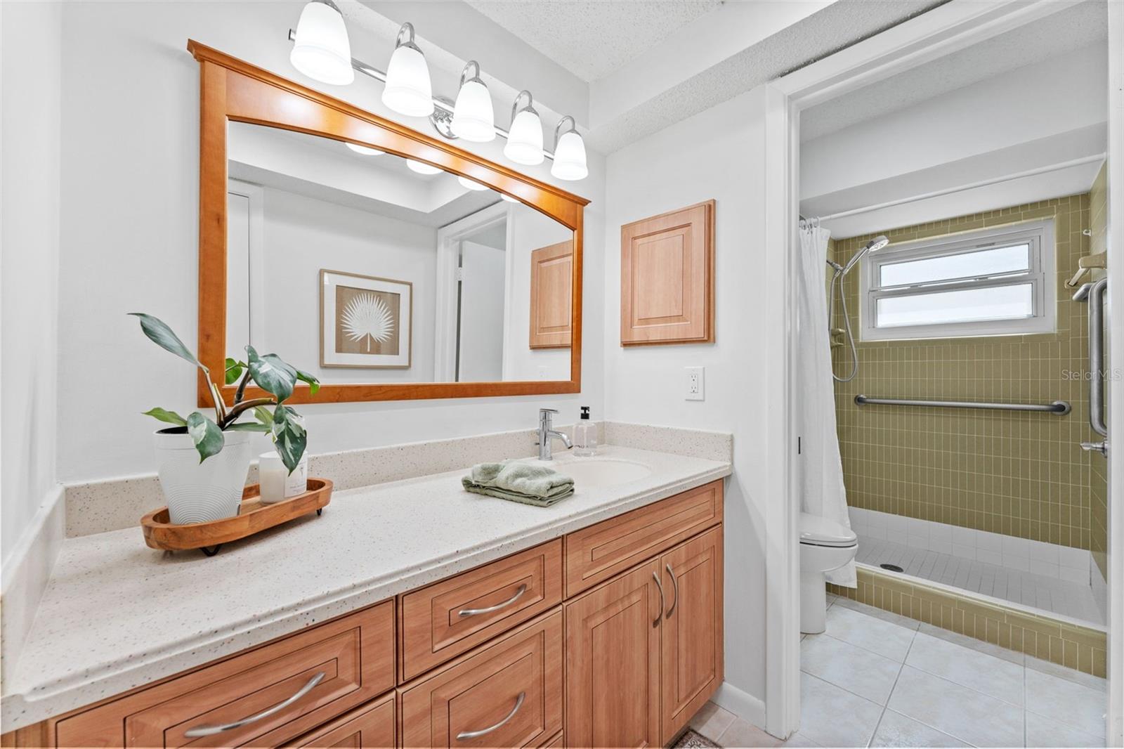 WHISPERING PINES FOREST 4TH ADD - Residential