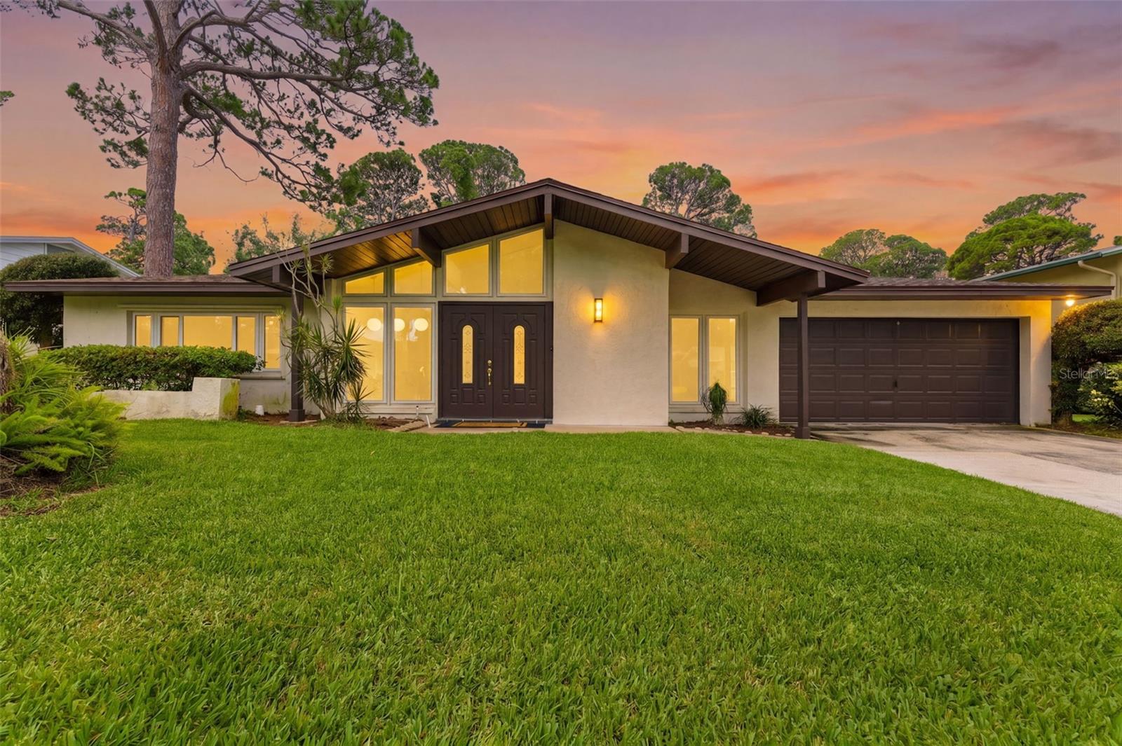 WHISPERING PINES FOREST 4TH ADD - Residential