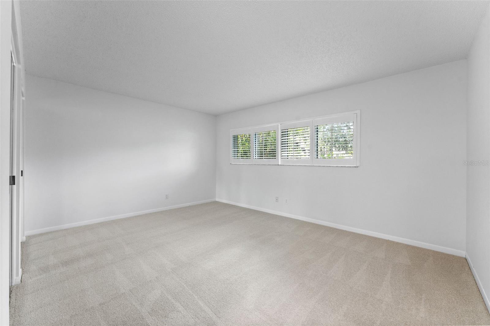 WHISPERING PINES FOREST 4TH ADD - Residential