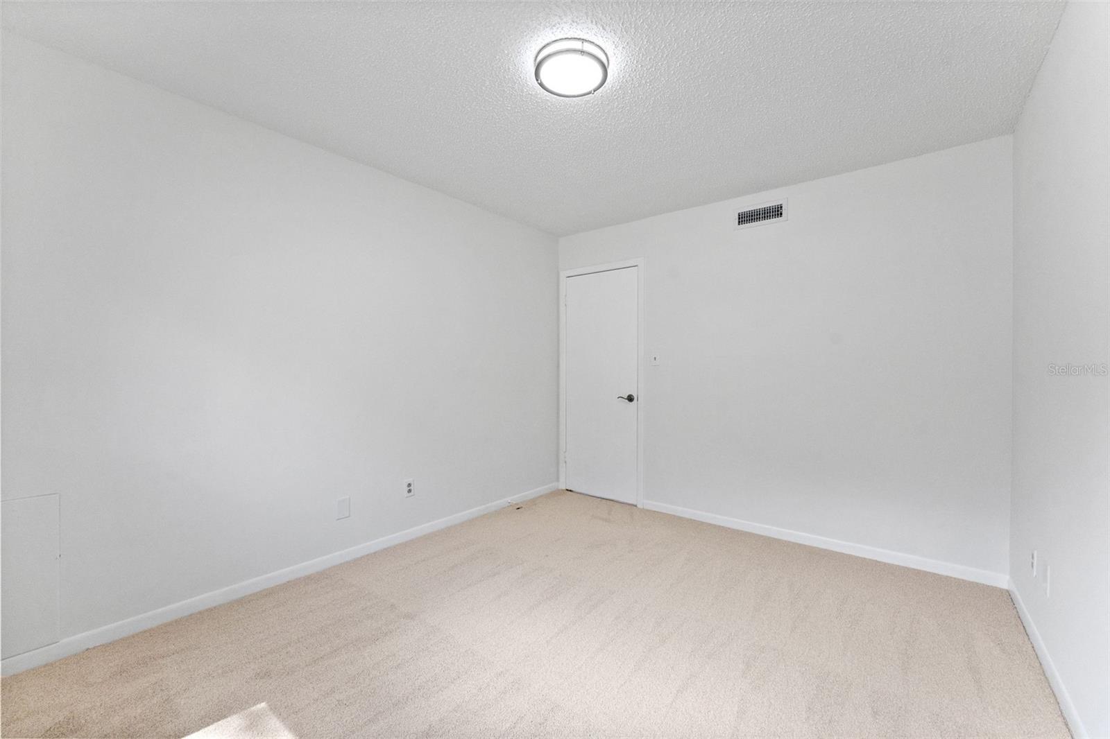 WHISPERING PINES FOREST 4TH ADD - Residential
