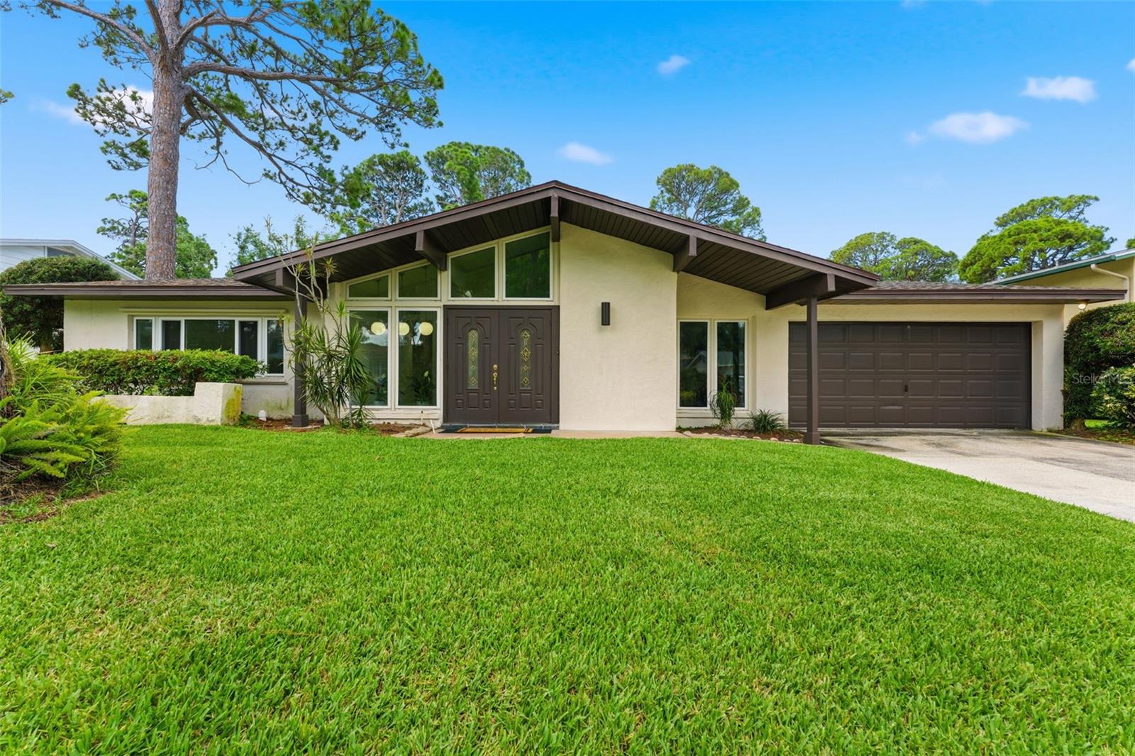 WHISPERING PINES FOREST 4TH ADD - Residential