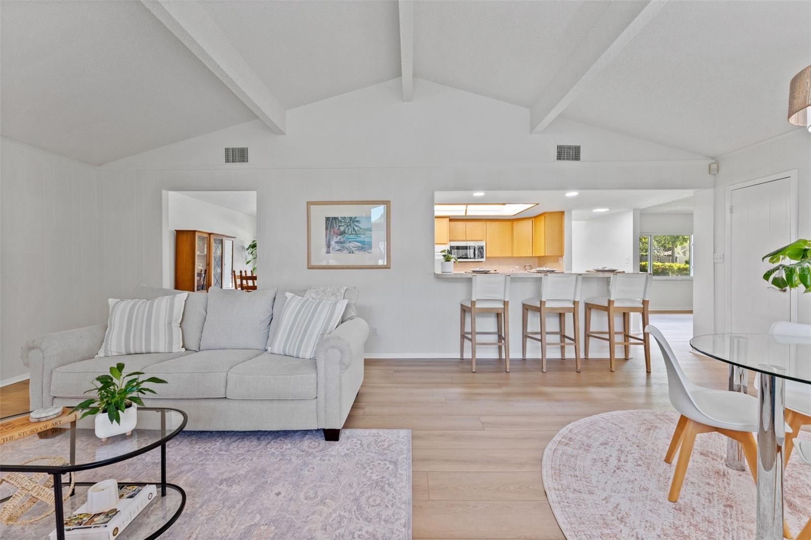 WHISPERING PINES FOREST 4TH ADD - Residential