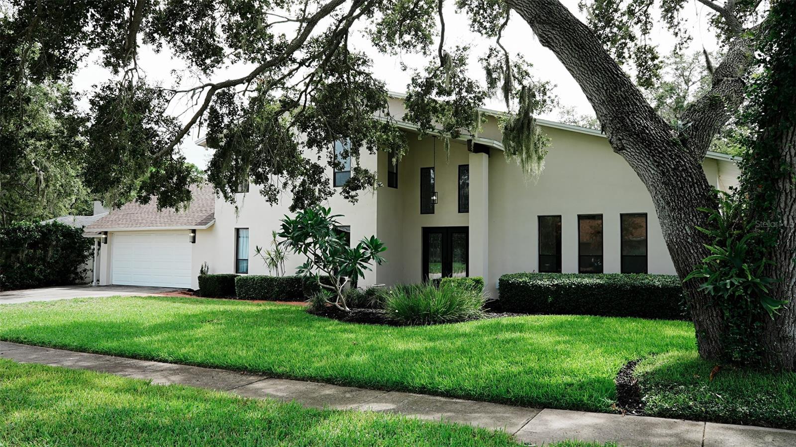 Welcome to Your Dream Home in Brookside!
Prepare to be amazed by this stunning 5-bedroom, 3-bathroom home nestled in the heart of the charming Brookside neighborhood. Built in 1978 with space and comfort in mind, this beautifully updated residence offers everything you need—and more! New roof - 2025, new HVAC 2021.
Grand Entrance & Elegant Living -
Step inside and be greeted by a sense of grandeur. The spacious layout includes a double library/den with custom built-in bookshelves—perfect for working from home or curling up with your favorite novel.
Chef’s Kitchen & Entertainer’s Delight -
The heart of the home is the modern kitchen, featuring a stainless steel appliance package and plenty of room to entertain friends and family. Whether you're hosting a dinner party or a casual brunch, this space is sure to impress.
Backyard Oasis -
Step out the back door and into your own private pool retreat—ideal for relaxing weekends or lively summer gatherings.
Flexible Living Spaces -
With five spacious bedrooms, including a downstairs room perfect for a mother-in-law suite or luxury guest quarters, the possibilities are endless. Plus, there’s ample closet space throughout the home. Two car garage with plenty of room for your workbench, exercise equipment, toys, etc…
Prime Location -
Located in Central County, you're just minutes from major highways, airports, beaches, restaurants, shopping, and more.
Don’t miss your chance to own this gorgeous home—schedule your private tour today!