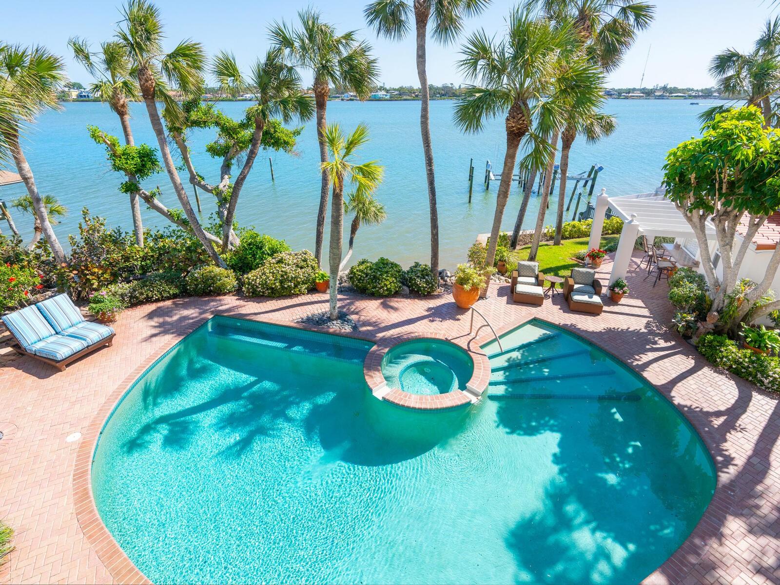 CASEY KEY - Residential