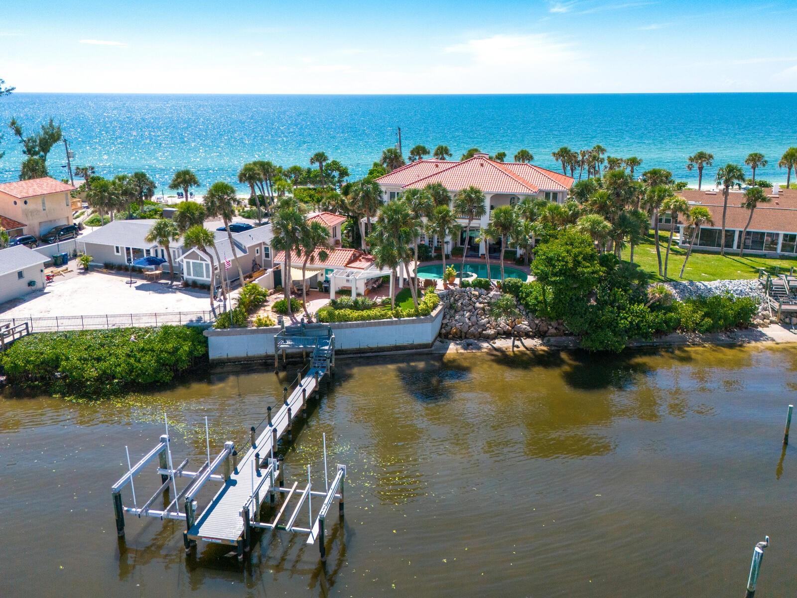 CASEY KEY - Residential