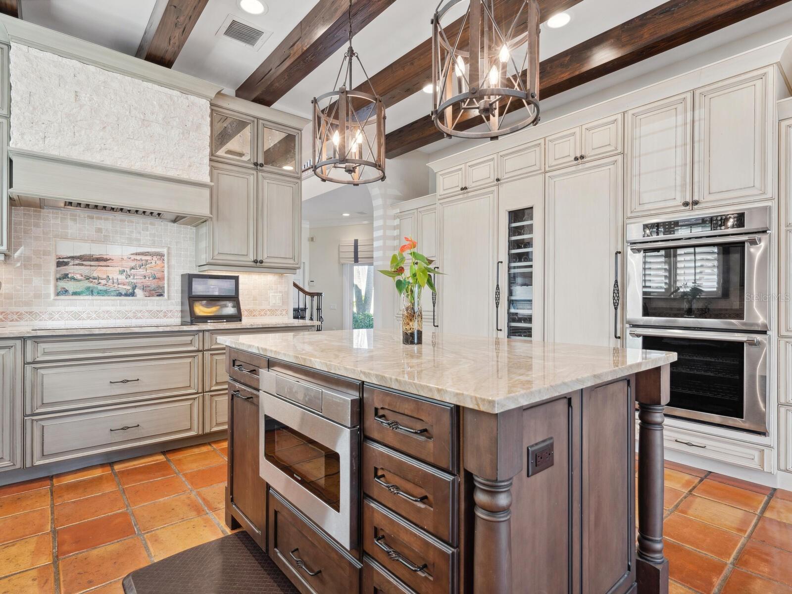 CASEY KEY - Residential
