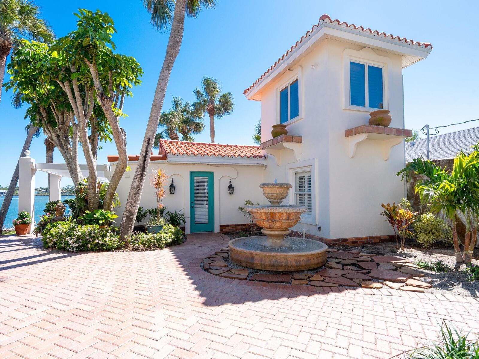 CASEY KEY - Residential