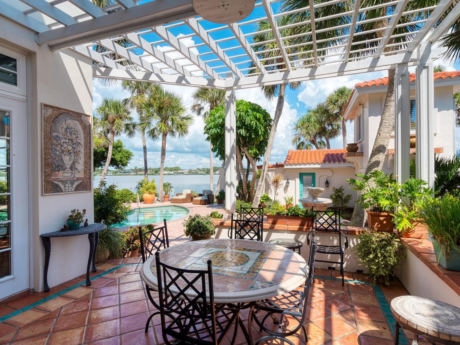 CASEY KEY - Residential