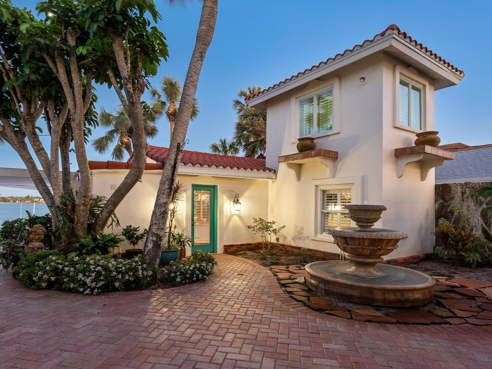 CASEY KEY - Residential