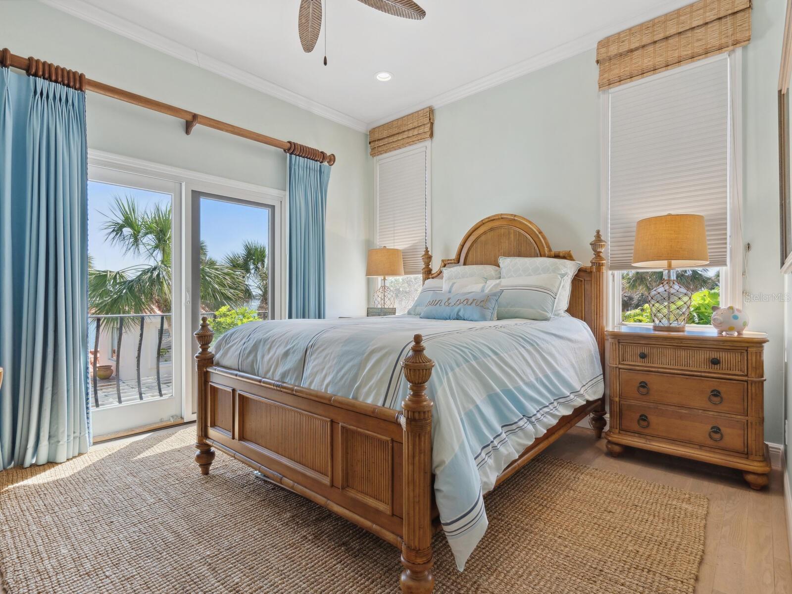 CASEY KEY - Residential