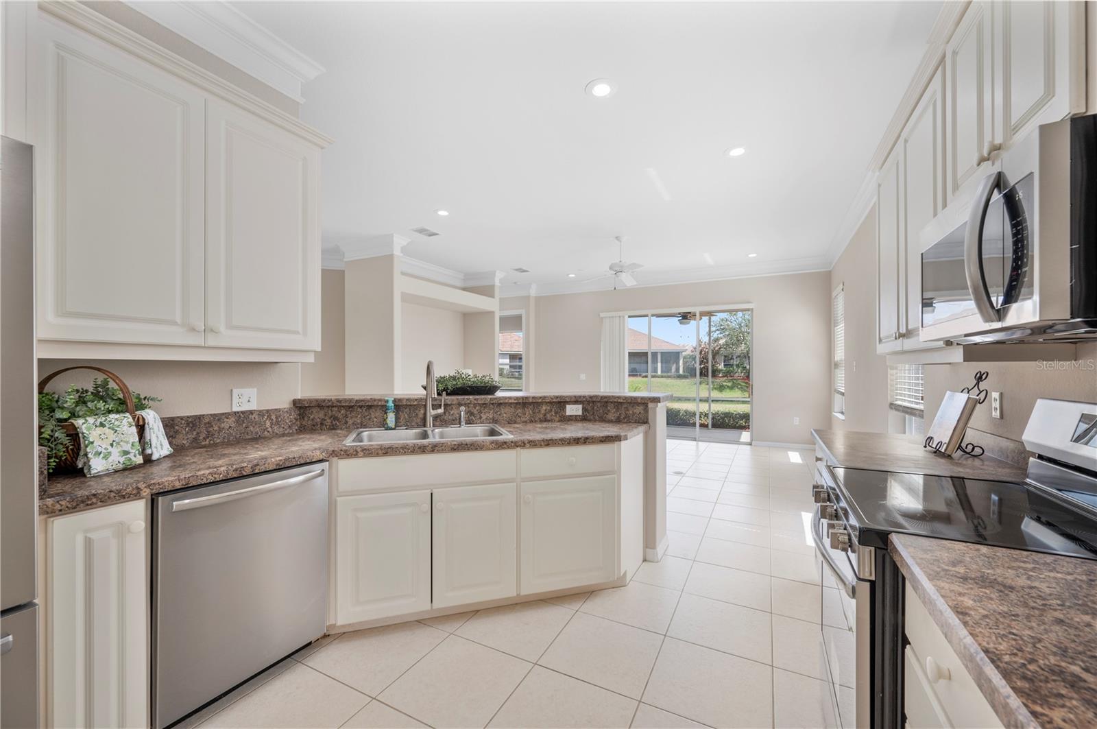 TURNBERRY - Residential